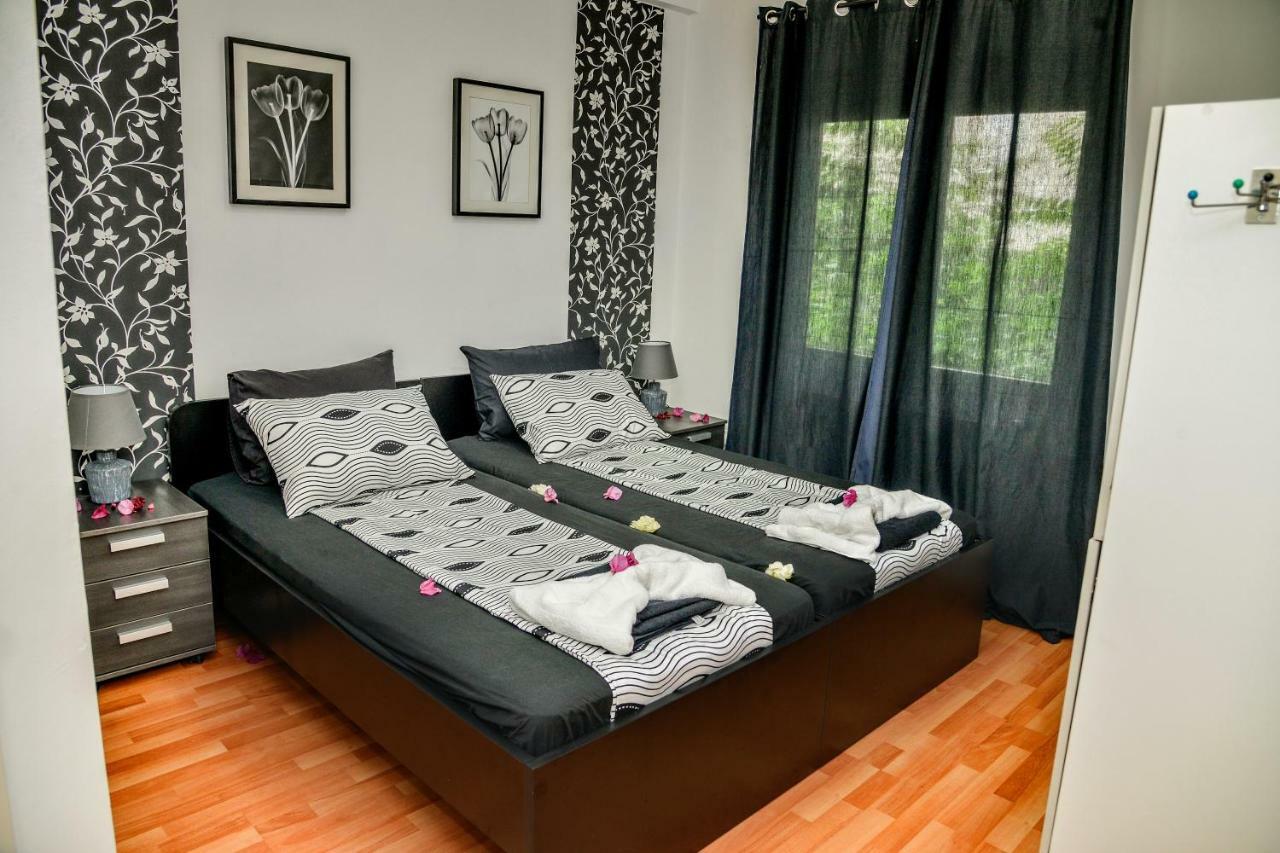 Tomas Apartments スコピエ エクステリア 写真